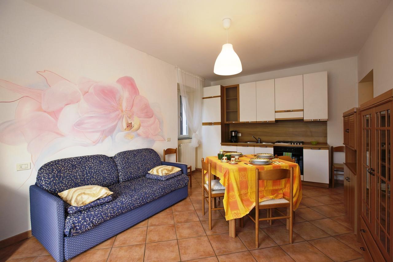 Bella Casa Alla Spiaggia Tronzano Lago Maggiore Εξωτερικό φωτογραφία