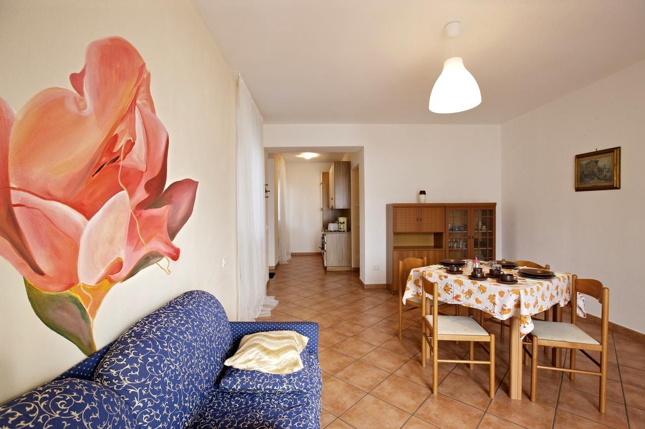 Bella Casa Alla Spiaggia Tronzano Lago Maggiore Εξωτερικό φωτογραφία